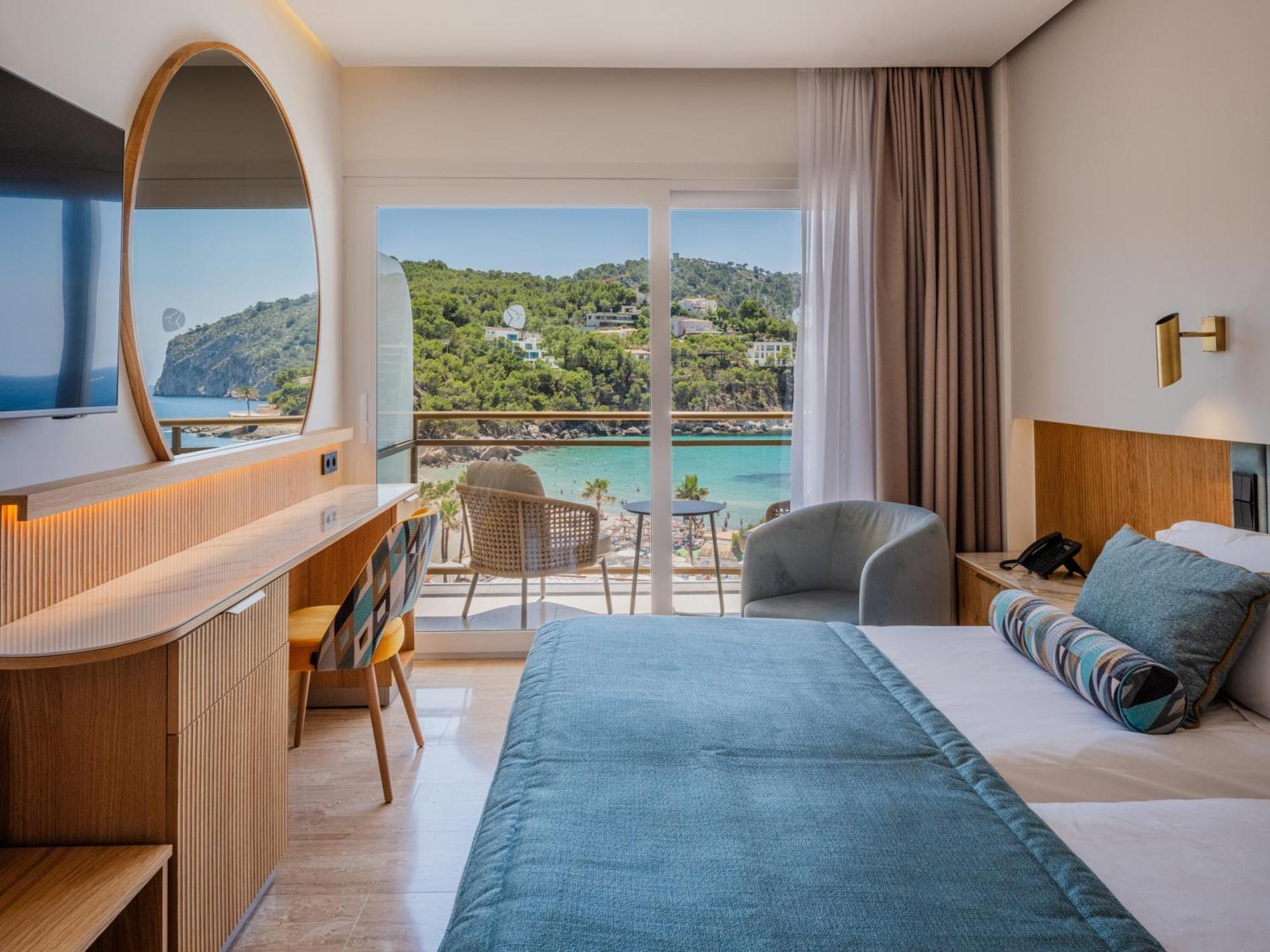 Grupotel Playa Camp De Mar - Adults Only Ngoại thất bức ảnh