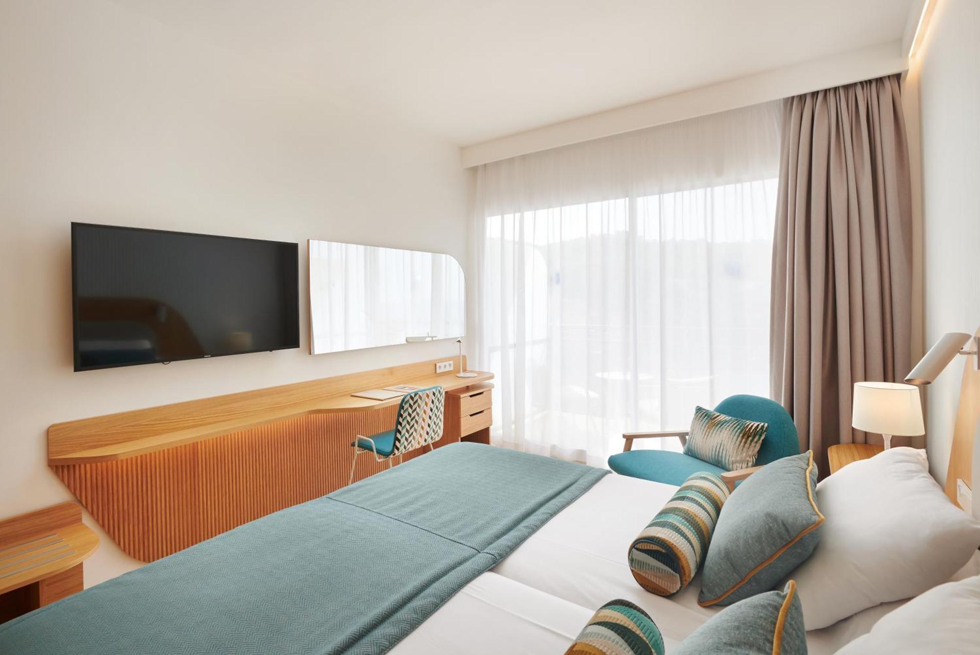 Grupotel Playa Camp De Mar - Adults Only Ngoại thất bức ảnh