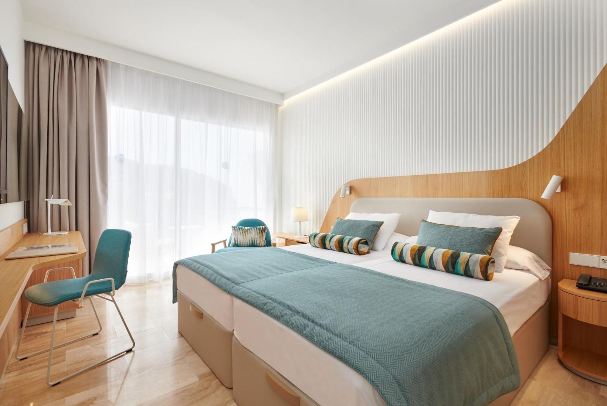 Grupotel Playa Camp De Mar - Adults Only Ngoại thất bức ảnh